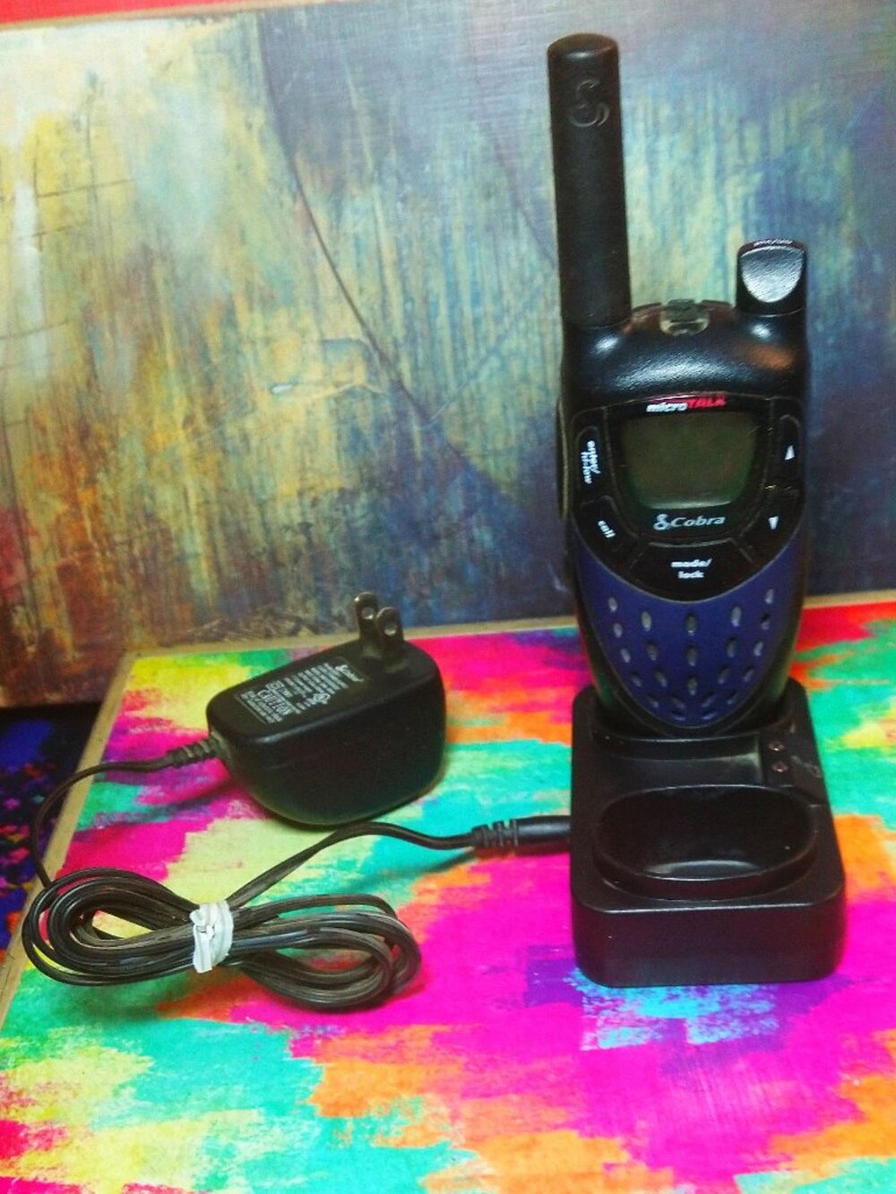 COBRA WALKIE TALKIE WITH DOCK CHARGER